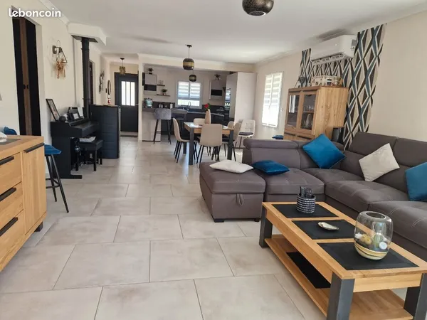 Belle maison de plain pied entièrement rénovée