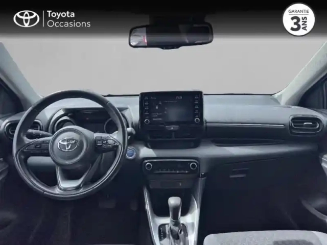 Toyota Yaris 116h design 5p my22 — photo 8