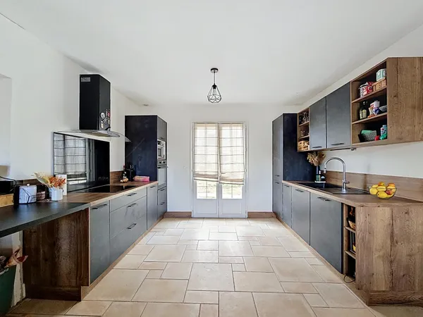 Maison 7 pièces de 164m² habitables Villiers St Georges
