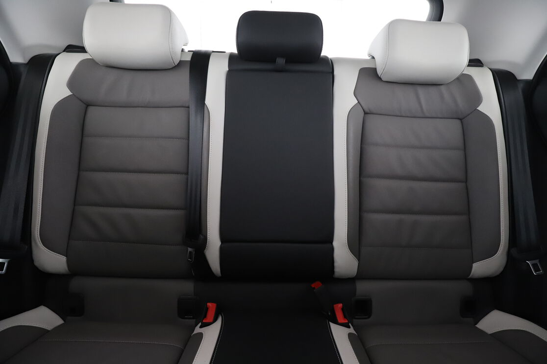 Volkswagen T-Roc 1.5 TSI EVO Carat Exclusive DSG7 — photo 14