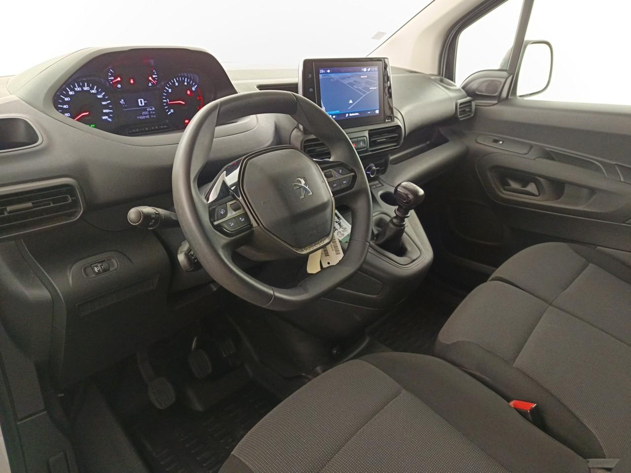 Peugeot Partner fourgon standard 650 kg bluehdi 100 s&s bvm6 premi — photo 12