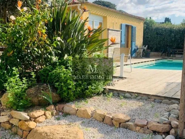 Maison 5 pièces 223 m²