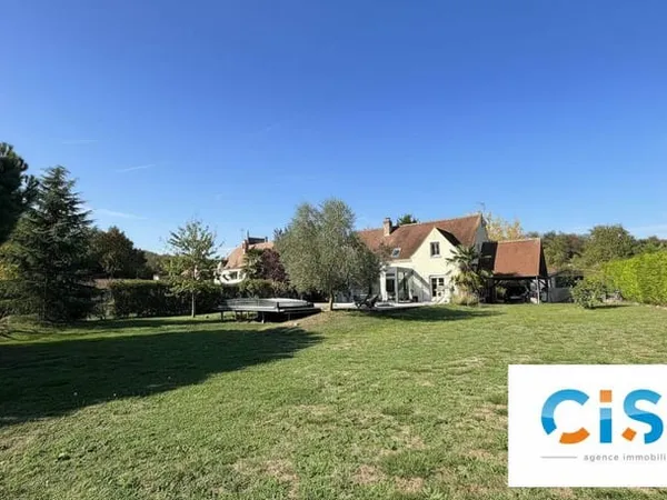 Maison 6 pièces 184 m²