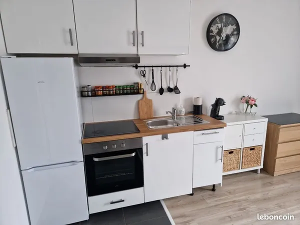 Studio meublé 23m2 avec parking