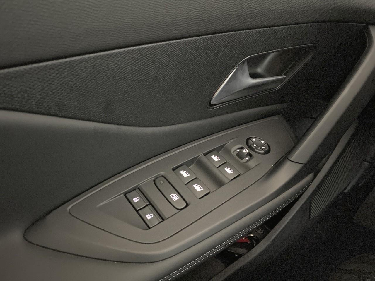 Peugeot 308 sw hybrid 145 e-dcs6 allure — photo 20