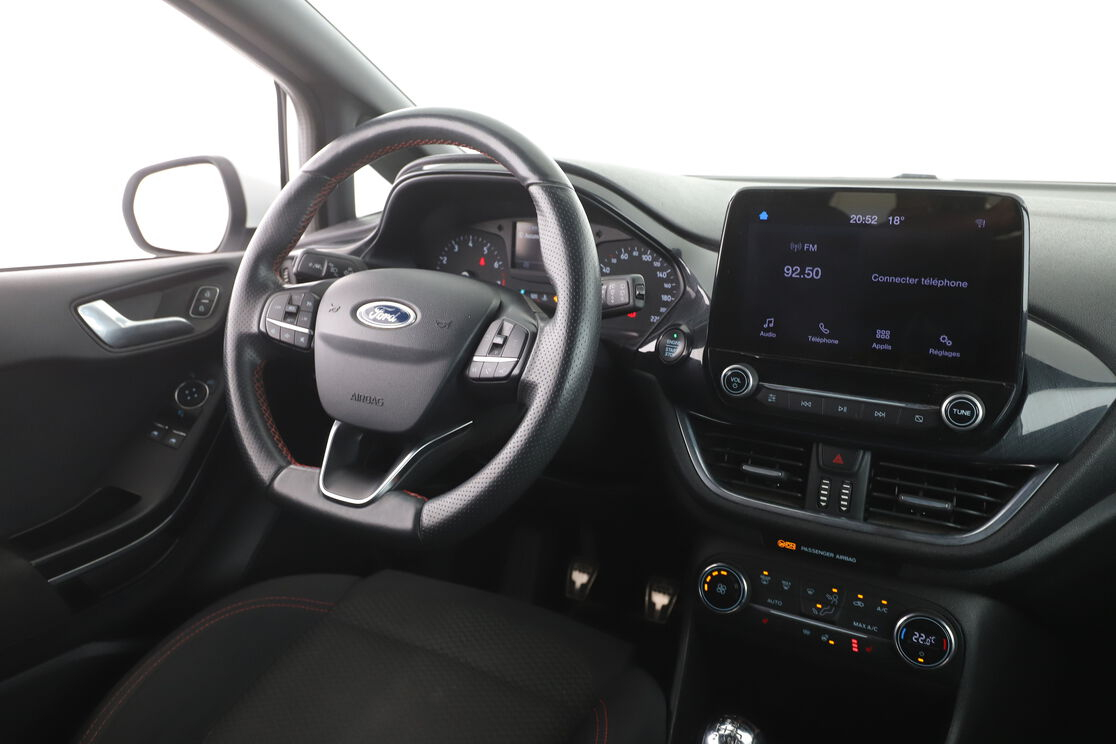 Ford Fiesta 1.0 EcoBoost ST-Line — photo 12
