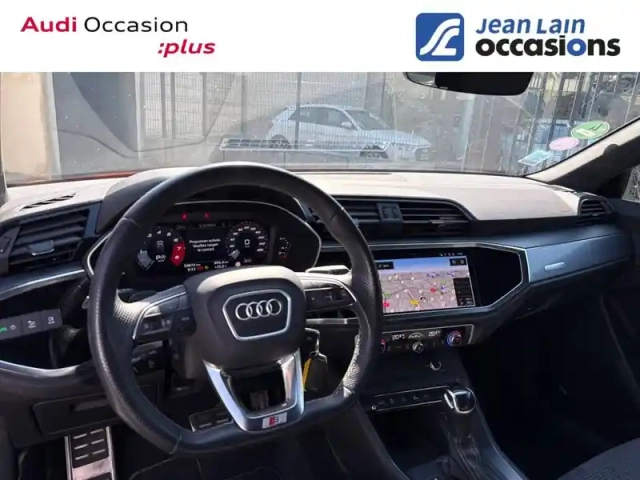 Audi Q3 sportback 35 tfsi 150 ch s tronic 7 — photo 11