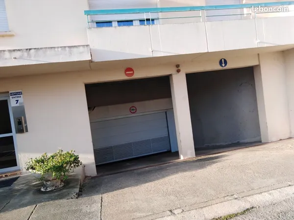 Loue garage en sous sol