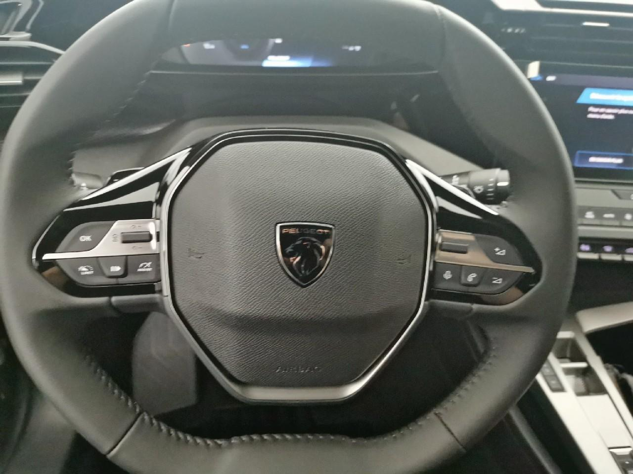 Peugeot 308 sw hybrid 145 e-dcs6 style — photo 18