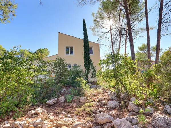 MAISON 6 PIÈCES ENTIÈREMENT RÉNOVÉE TEYRAN 34820