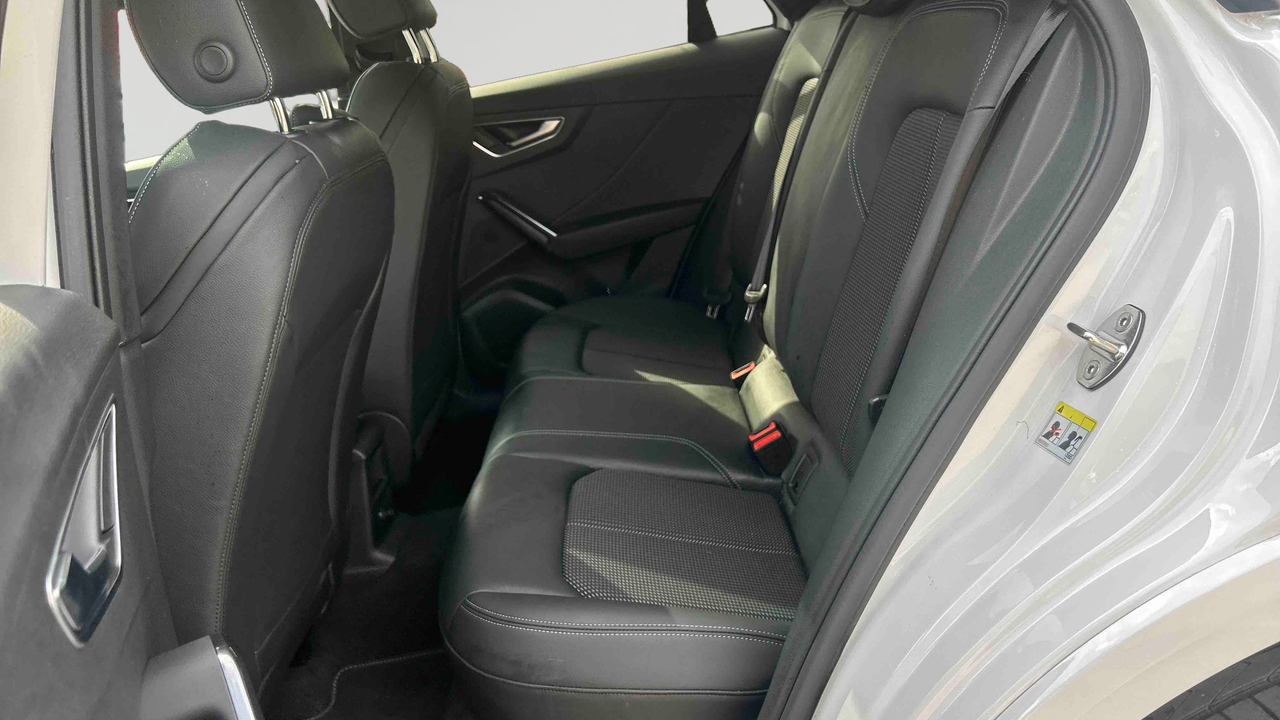 Audi Q2 35 TFSI 150 S tronic 7 — photo 12