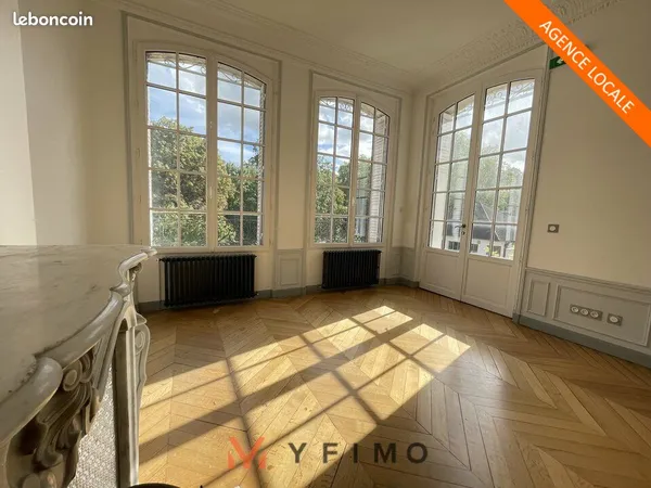 Bureaux 105 m² MEULAN