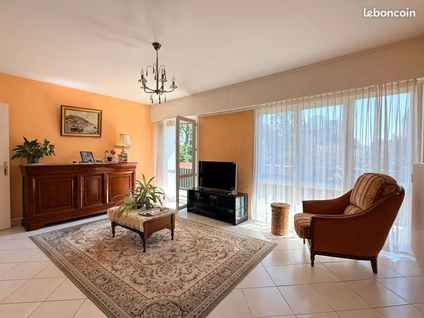 Appartement 5 pièces 108 m²