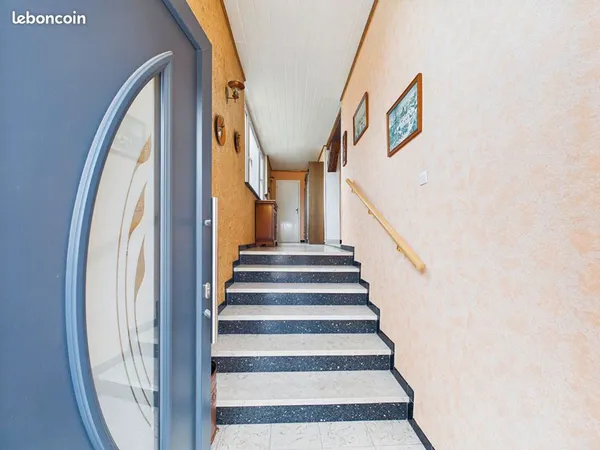 Maison 6 pièces 148 m²