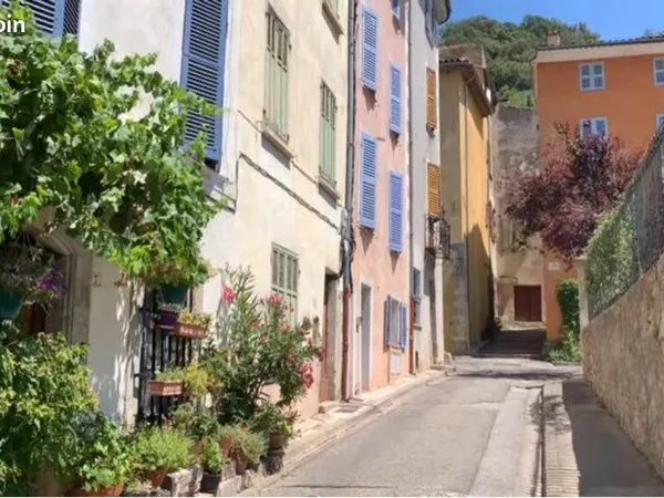 Immeuble 12 pièces 249 m²