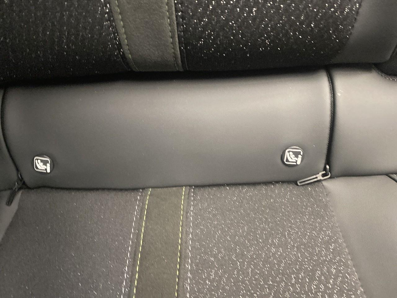 Peugeot 408 hybrid 145 e-dcs6 gt — photo 20