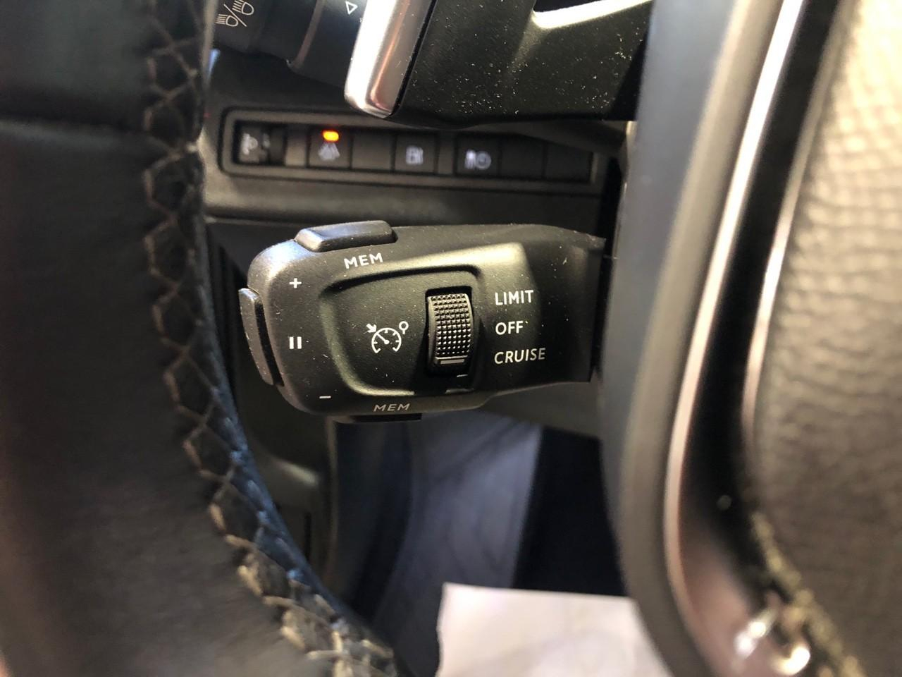 Peugeot 3008 hybrid 225 e-eat8 allure pack — photo 18