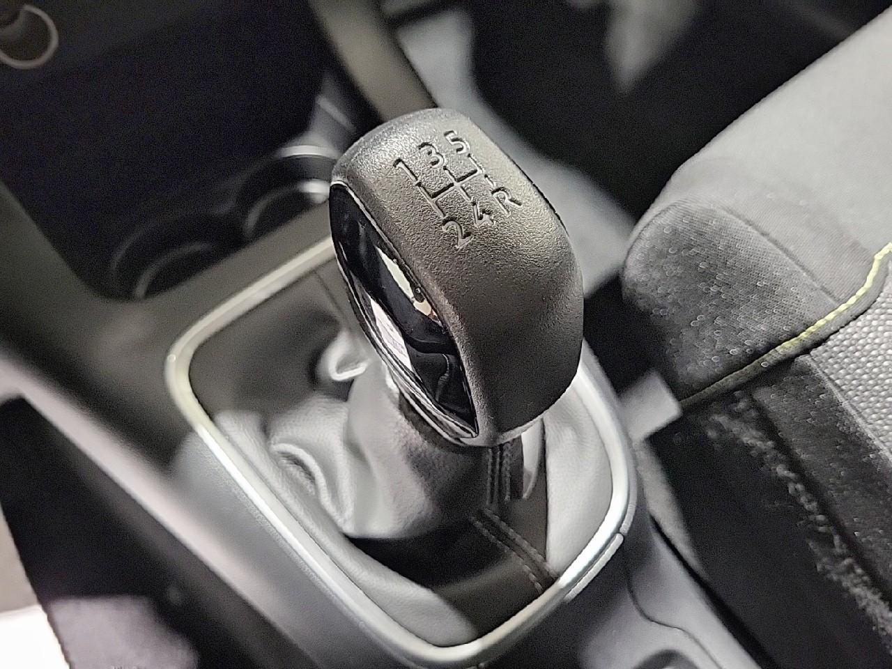 Citroën C3 puretech 83 s&s bvm5 c-series — photo 17