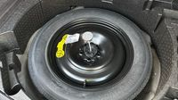Land-Rover Discovery Sport P300e 309ch Dynamic SE — photo 31