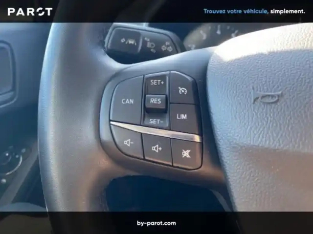 Ford Focus 1.0 flexifuel mhev 125ch titanium style — photo 17