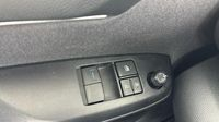 Toyota Yaris 116h Dynamic 5p MY22 — photo 28