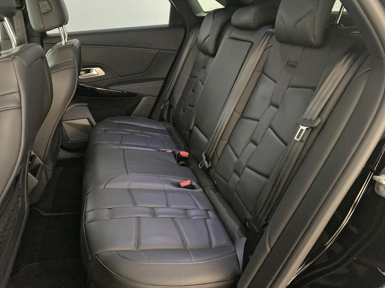 Ds Ds 7 crossback bluehdi 130 eat8 etoile — photo 10