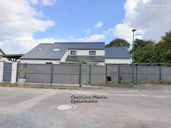 Maison 8 pièces 200 m²