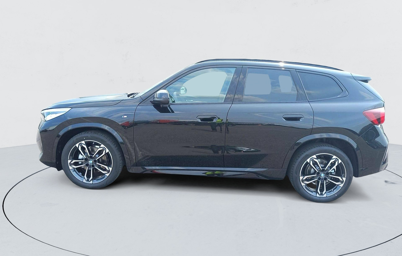 BMW X1 — photo 2