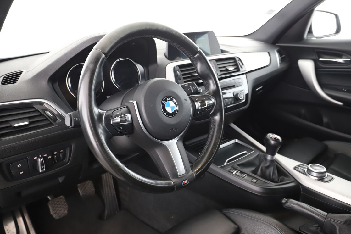BMW Série 1 116i M Sport Ultimate — photo 10