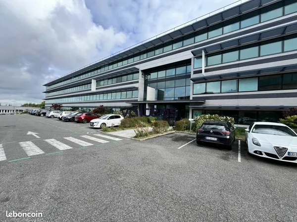 Bureaux 1058 m² BALMA