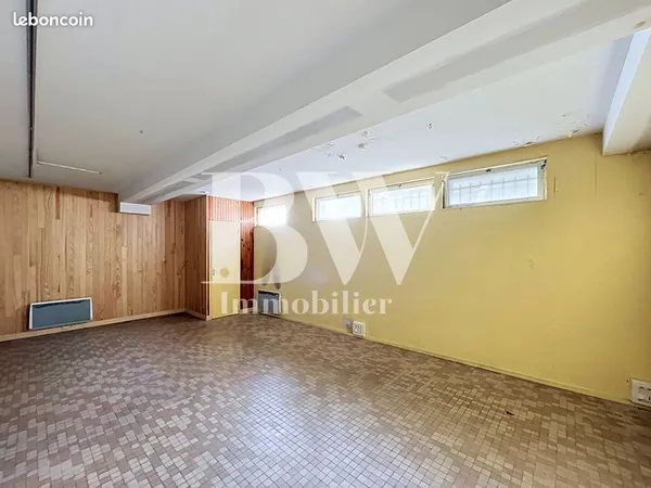 Local commercial 110 m² SAINT RENAN