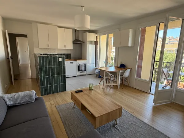 Loue chambre en colocation dans appartement - 80m²