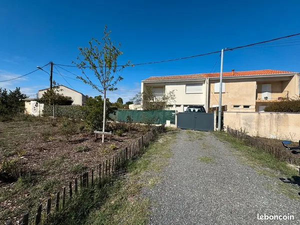 Maison T5 avec jardin et garage sur quartier calme