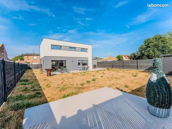 Superbe Y5 110M²