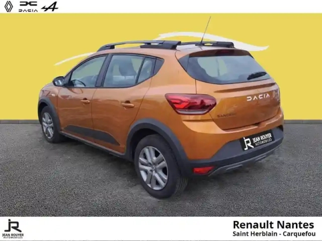 Dacia Sandero 1.0 eco-g 100ch stepway expression — photo 6