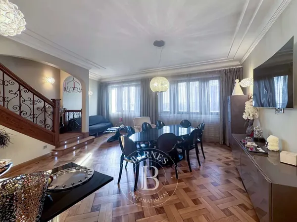 Immeuble 6 pièces 254 m²
