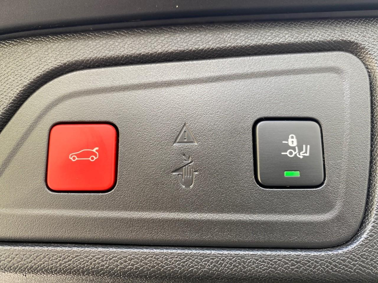 Citroën C5 Aircross puretech 130ch s&s shine e6.d-temp — photo 23