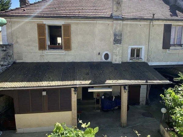 Maison 8 pièces 182 m²