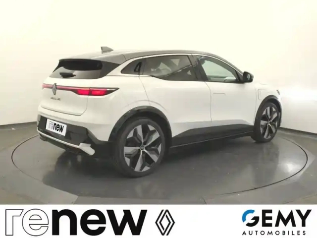 Renault Megane e-tech ev60 220 ch super charge — photo 33
