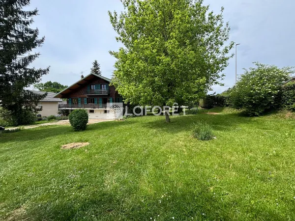 Maison 6 pièces 142 m²