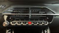 Peugeot 2008 1.2 PureTech 130ch S&S GT — photo 26