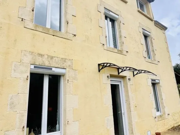 Charmante maison a Elliant avec fort potentiel