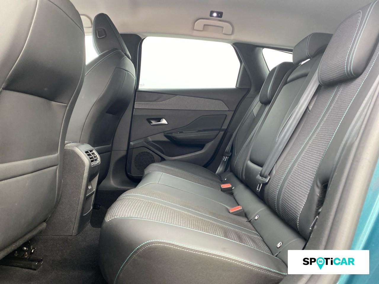 Peugeot 308 sw 1.2 puretech 130ch s&s allure pack eat8 — photo 10