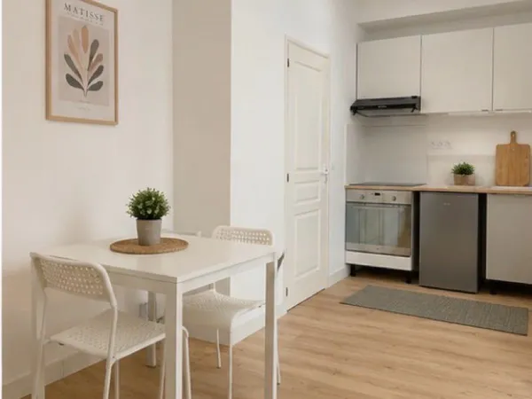 Appartement Meublé 42m² - Centre de Béziers