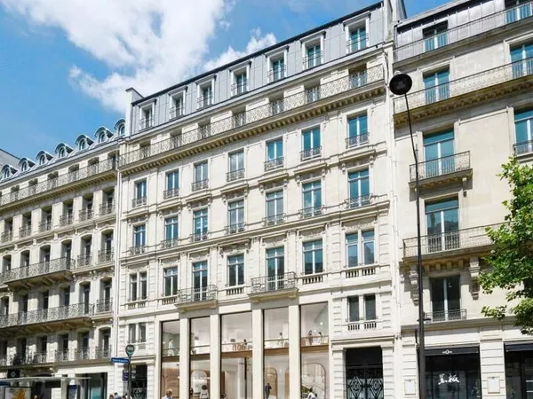 Bureaux 3899 m²
