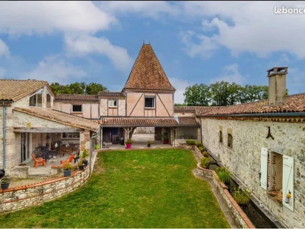 Maison de campagne 9 pièces