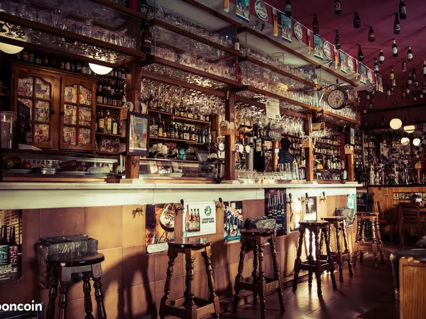 Fonds de commerce Bar-Restaurant - env. 280 m² + terrasse - Licence IV