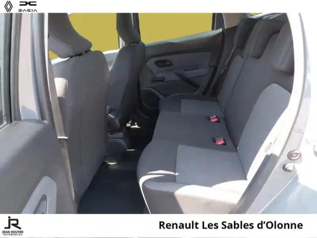 Dacia Duster 1.0 eco-g 100ch essential 4x2 — photo 4