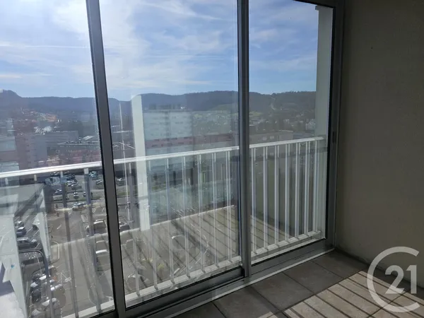 Appartement 4 pièces 81 m²