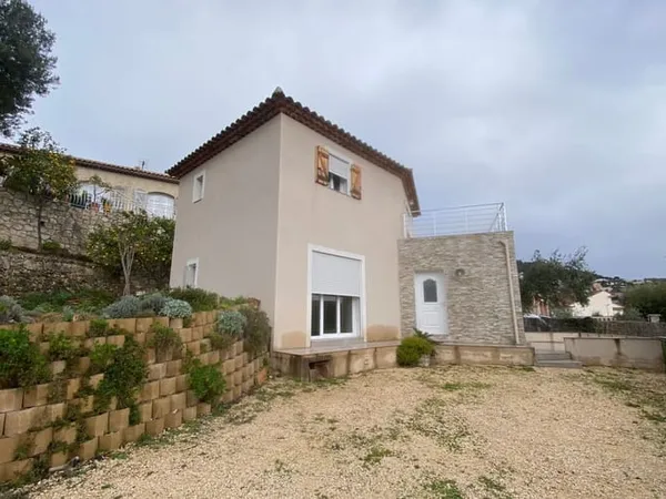 Maison 4 pièces 94 m²